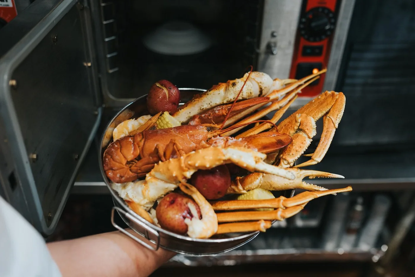 Desi Vega's Seafood and Prime Steaks, business photo 4