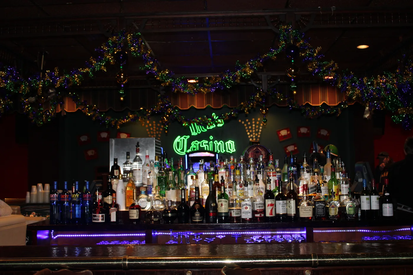 Mo's Chalet, business photo 2